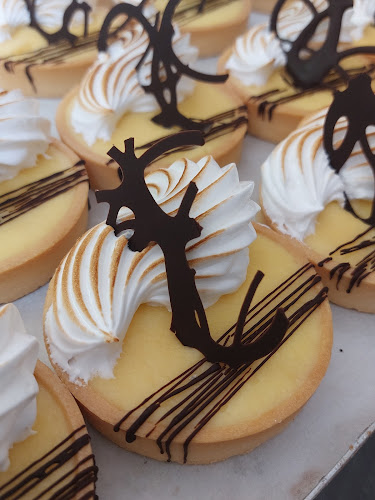 Carrer Pere d'Artés, 8B, Nou Barris, 08031 Barcelona