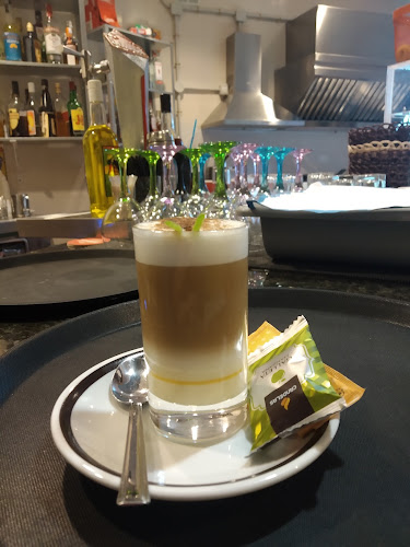 Bar Cafetería La Zarza Phone number