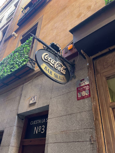 Cta. de la Sal, 5, 45001 Toledo