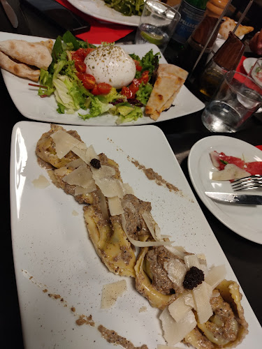 Comments and reviews of Pizzeria Italiana Vittoria