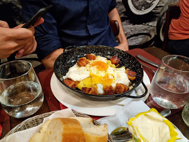 LA TAPERIA Aurrera Phone number