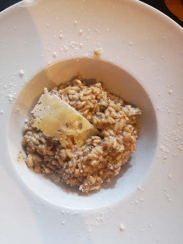 Opinii despre By the Way | Restaurante Arturo Soria în Madrid - Gastronomía y hostelería