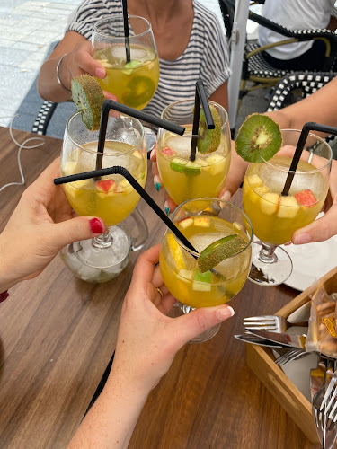 CASA MANOLO TAPAS BAR SEVILLANO - Sevilla