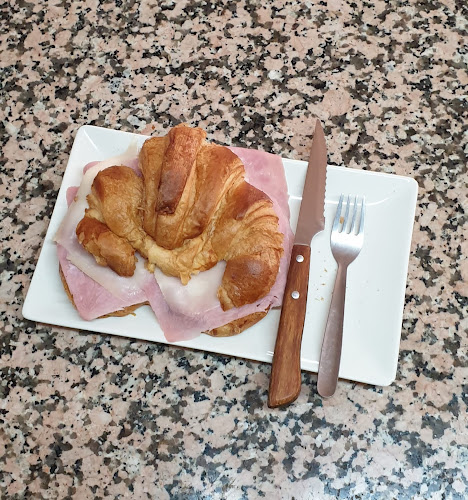 Cafeteria las palmeras Open Times