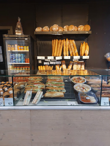 365 Obrador Open Times