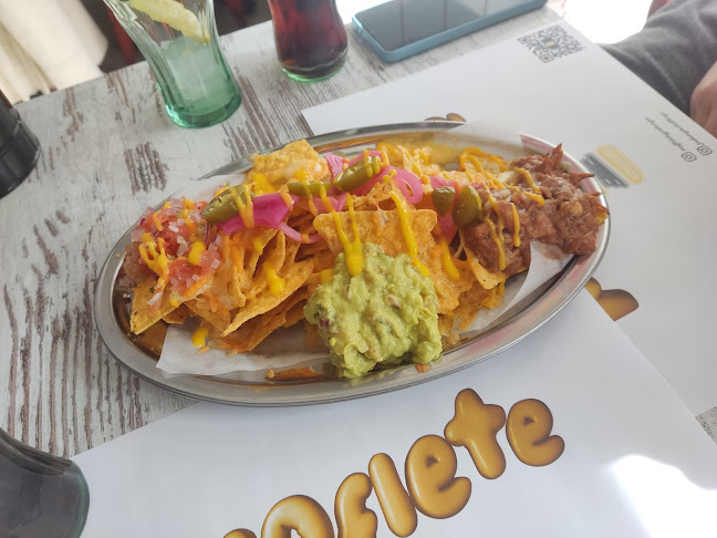 Moflete by Joe Burger Open Times