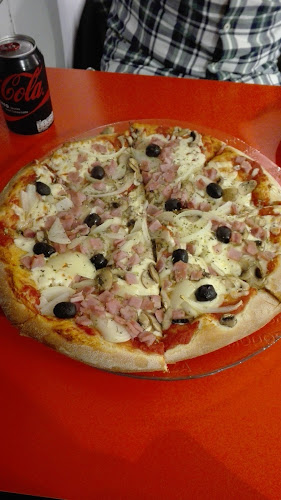 Comments and reviews of Il Fuoco Pizzería Gracia