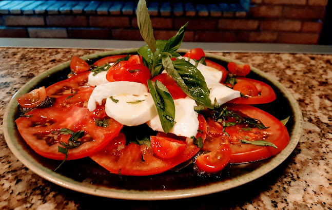 3 RAICES STEAKHOUSE & WINEBAR - Alcalá