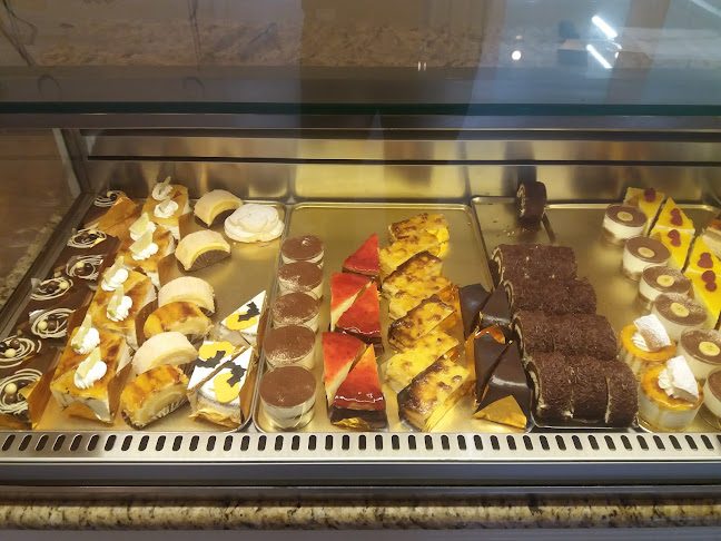 Forn i Pastisseria "Que Bo"