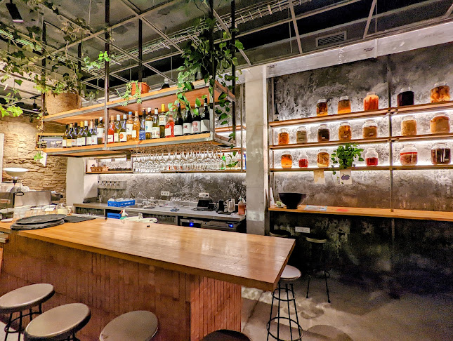 Plaça de Sant Cugat, 1, Ciutat Vella, 08003 Barcelona