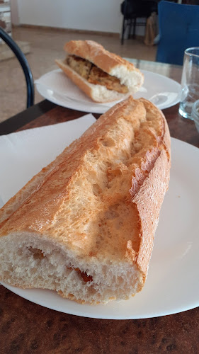 Comentarii opinii despre Bar el Sequer, Laura