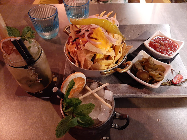 Comments and reviews of Tipsy Bee