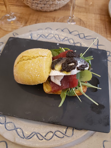 C. Doncellas, 8, Casco Antiguo, 41004 Sevilla