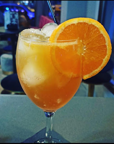 Opinii despre La Mala Tarde în Málaga - Gastronomía y hostelería