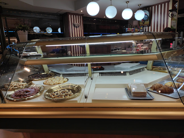 Pastelería Santiga - Gastronomía y hostelería