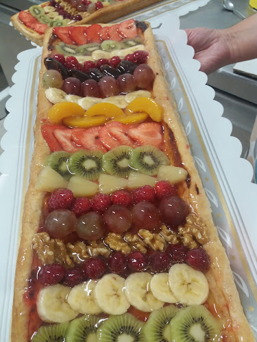 Comentarii opinii despre Forn i Pastisseria "Que Bo"