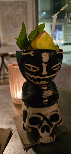 Comentarii opinii despre Le Motif