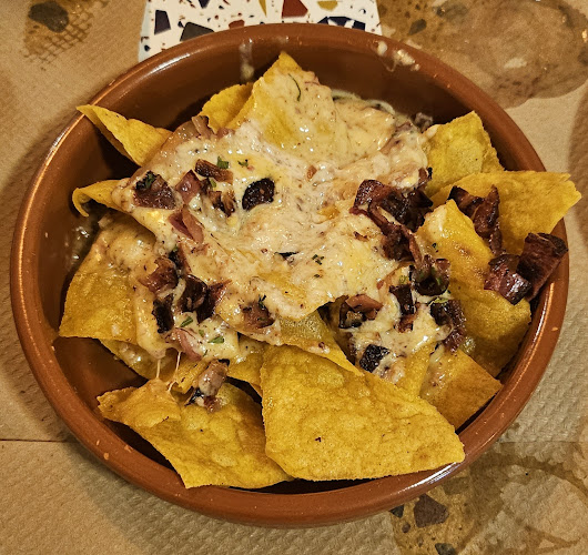 Huevo Poché Open Times