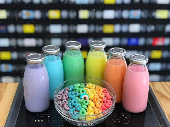 Opinii despre RETROFLAKES 199X în Palma - Gastronomía y hostelería