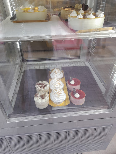 Pastelería Santiga Phone number