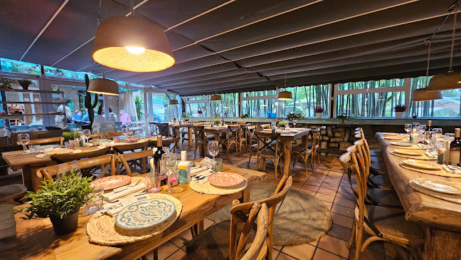 Comments and reviews of Mesón Dos Pozos y Jimena