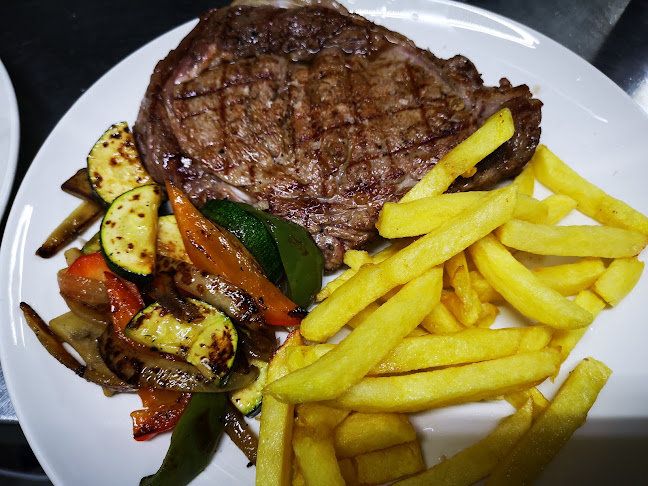 RESTAURANTE PIZZERÍA ARROCERÍA PLAZA - Gastronomía y hostelería