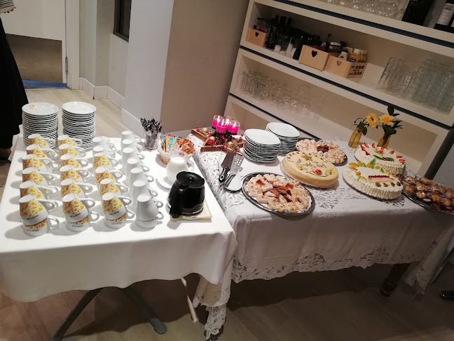 Restaurante Sol y Luna Open Times