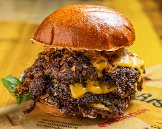 School Busrger - Presidente Alvear