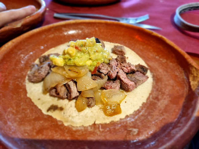 P.º de los Robles, 27, 04720 Aguadulce, Almería