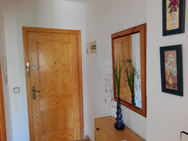 Comments and reviews of Laura Valera García