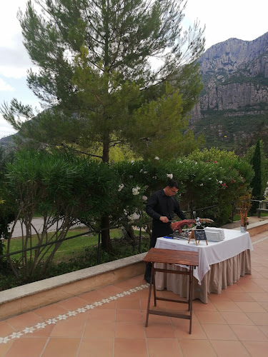 Opinii despre Vila Vallbona în Monistrol de Montserrat - Gastronomía y hostelería