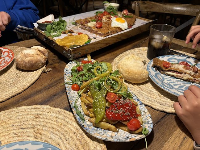 Mesón Dos Pozos y Jimena - Gastronomía y hostelería