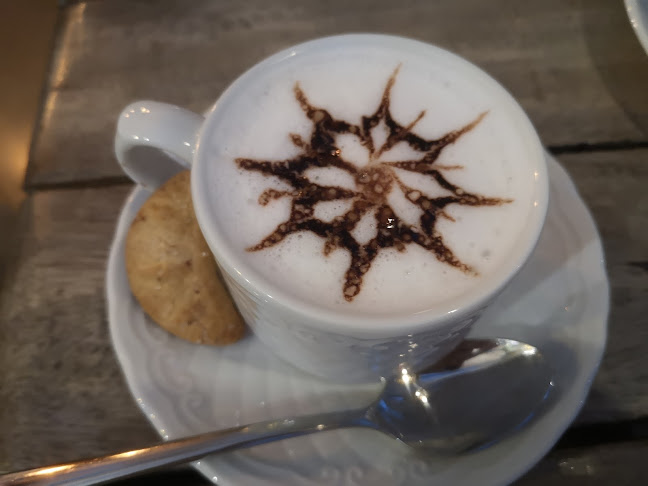 Opinii despre Casa de Comidas La Vegana în Camargo - Gastronomía y hostelería