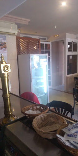 Comments and reviews of Cafe Oly