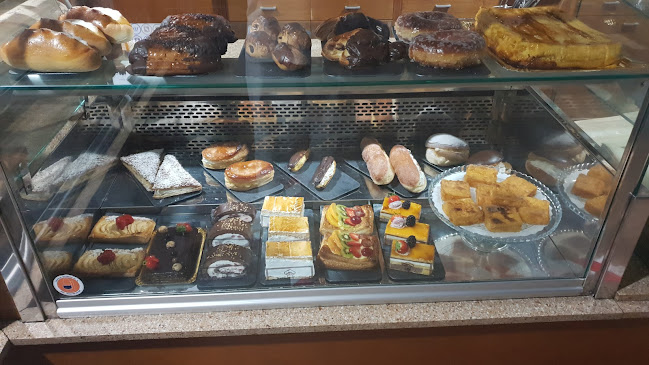 Panadería y Pastelería La Molienda - Gastronomía y hostelería