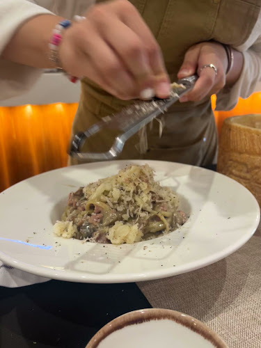 Paffuto (Aragón) - Gastronomía y hostelería