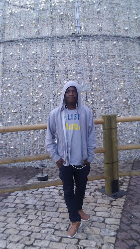 C. Casas de Miravete, 30, Vallecas, 28031 Madrid