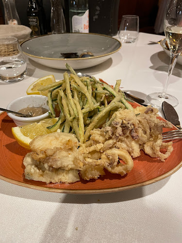 Comentarii opinii despre Assunta Madre