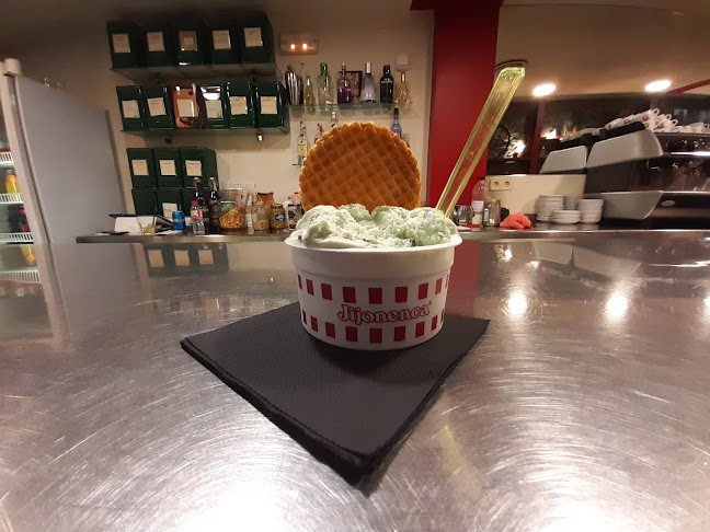 Comentarii opinii despre Gelateria La Jijonenca