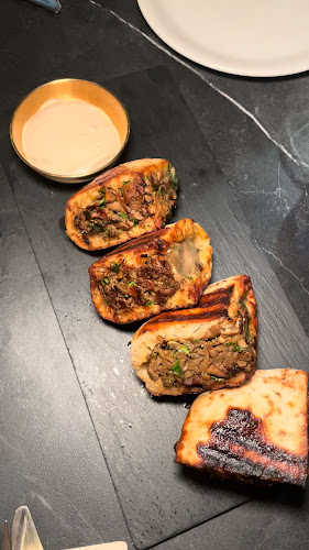 C. de Colmenares, 13, Centro, 28004 Madrid