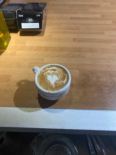 Restaurante Chino en Vicálvaro Oriente Capital. Repartimos en Vicálvaro, Moratalaz, Cañaveral, San Blas y otros - Madrid