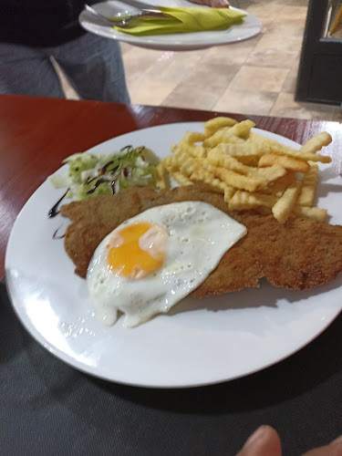 Pizzeria Amici Toscar Phone number