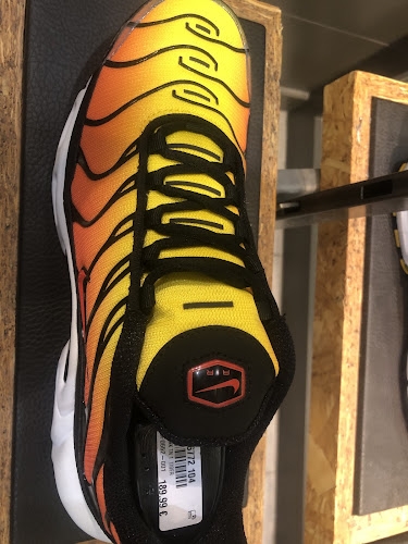 Rovira Pizzeria Bocateria - Alicante