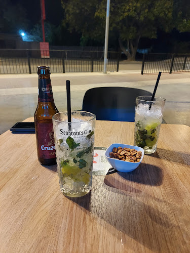 Comments and reviews of Cafetería .Ambiguo