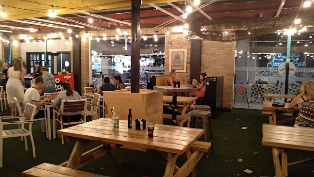 Comments and reviews of La Zona Social Bar | Playa