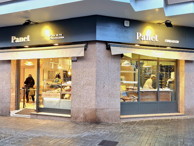 Reviews of Panet Maduixa - Forn de Pa, Pastisseria i Cafeteria in Sant Boi de Llobregat - Gastronomía y hostelería
