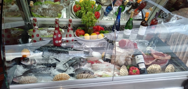 P.º Marítimo, Local 4, 29631 Arroyo de La Miel, Málaga