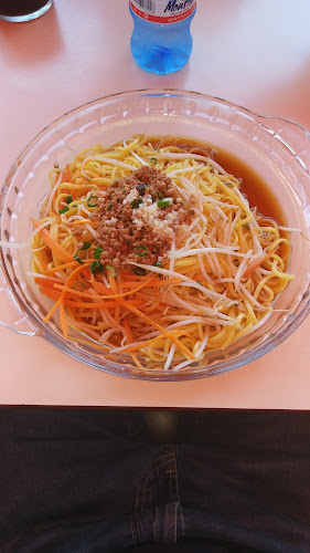 El chino juaquin Phone number