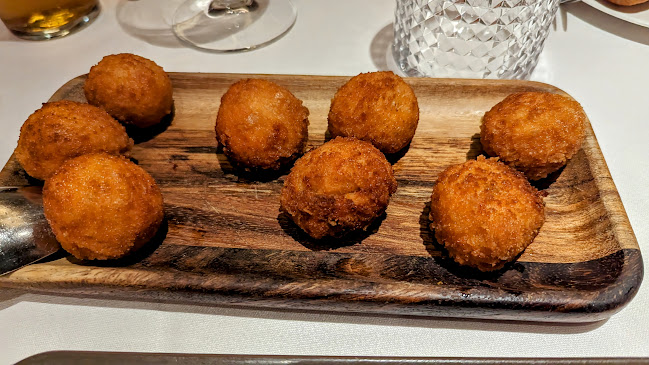 C/ de Aguarón, 7, Moncloa - Aravaca, 28023 Madrid