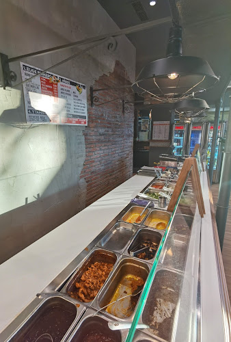 Ponte Vella - Local O13, Rúa Ribeira Sacra, 50, C.C, 32003 Ourense